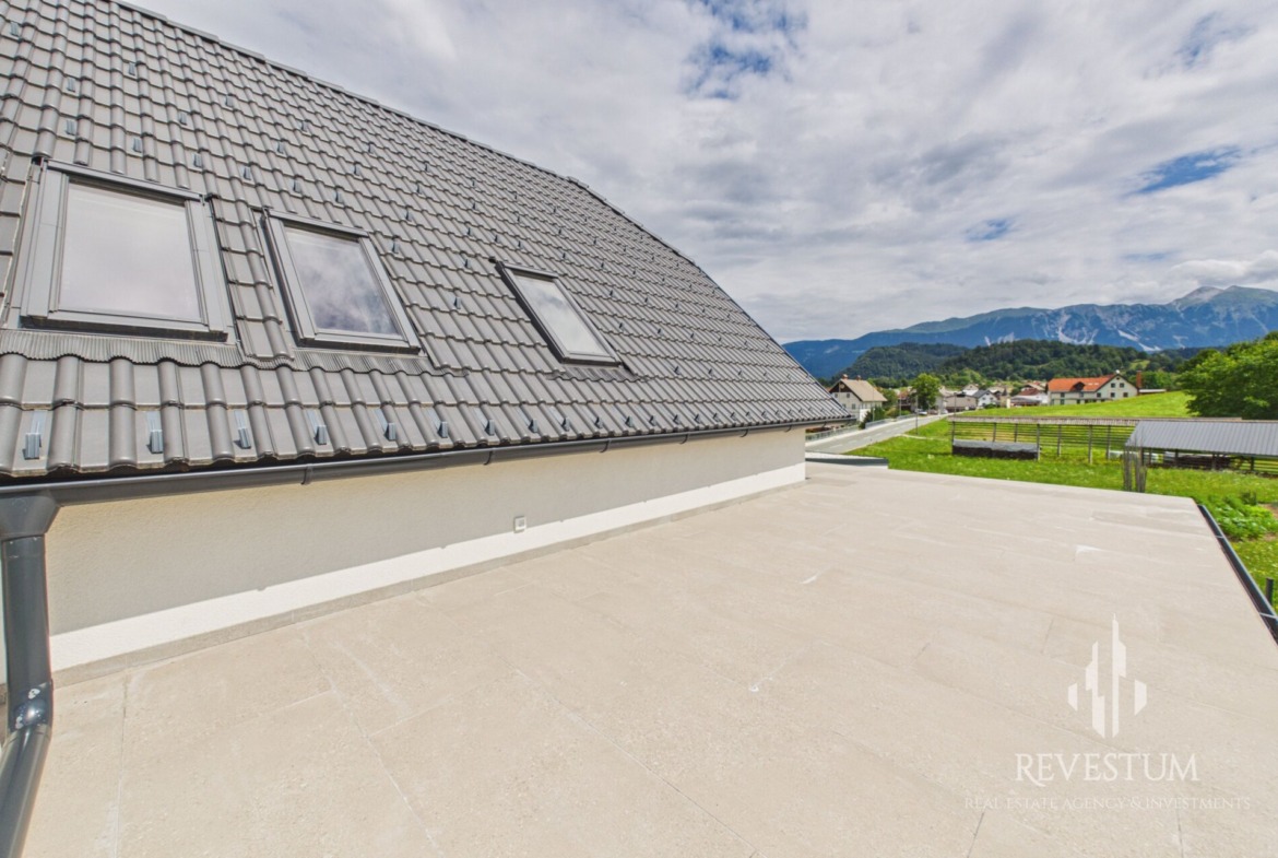 Residential Building with 5 Units and Proven Yield – Investment Opportunity Near Bled