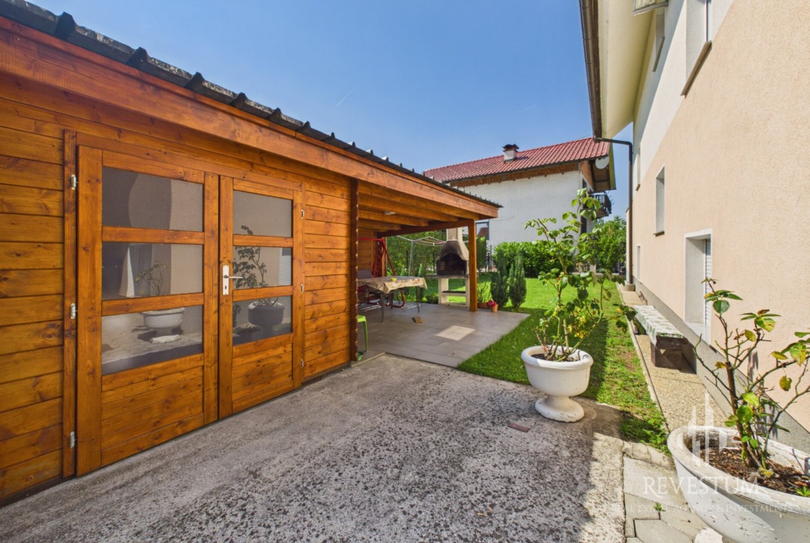 Modern Family Home for Sale in Ljubljana – Šmartno ob Savi