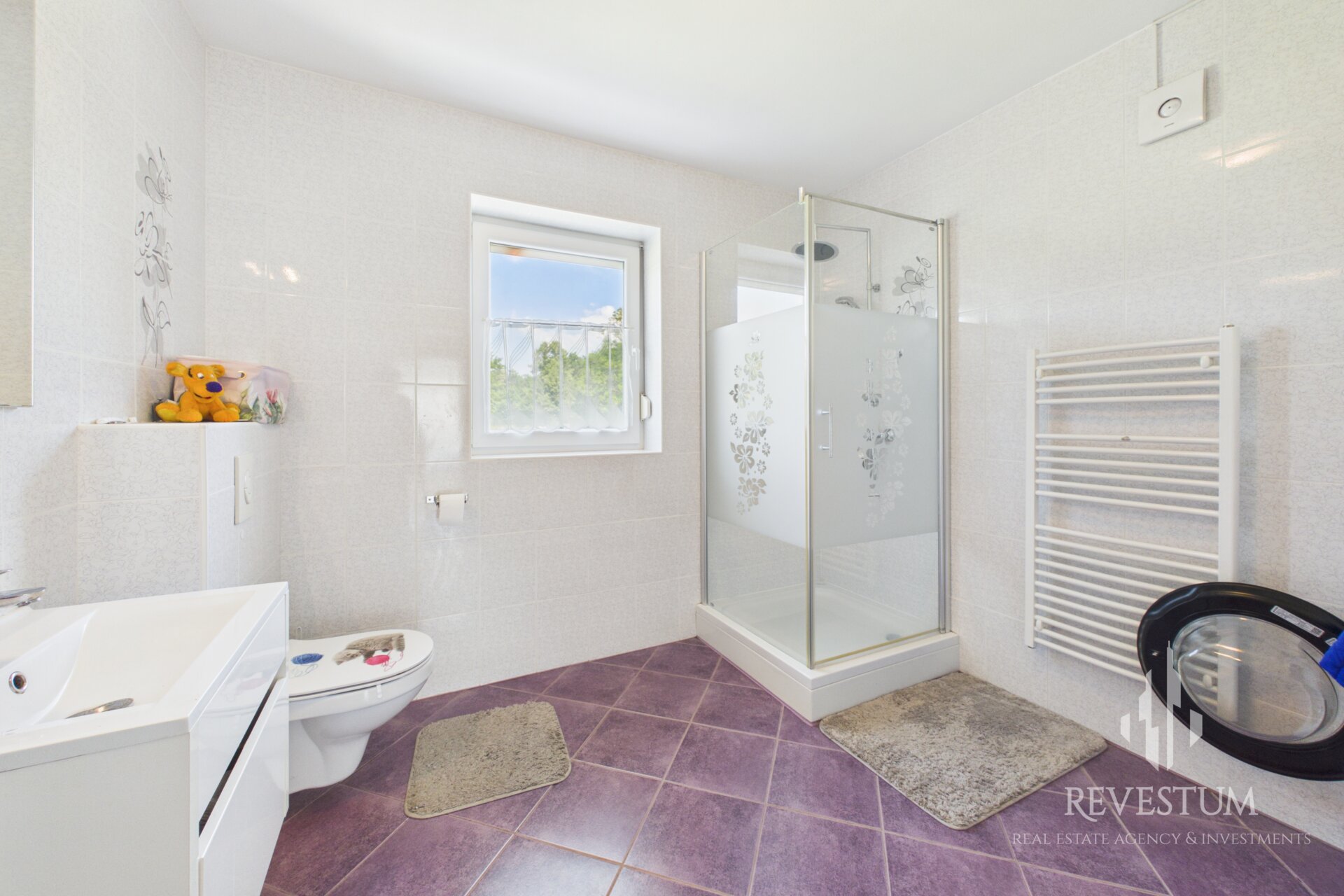 CAM05419G0-PR0067-STILL005 Modern Family Home for Sale in Ljubljana – Šmartno ob Savi