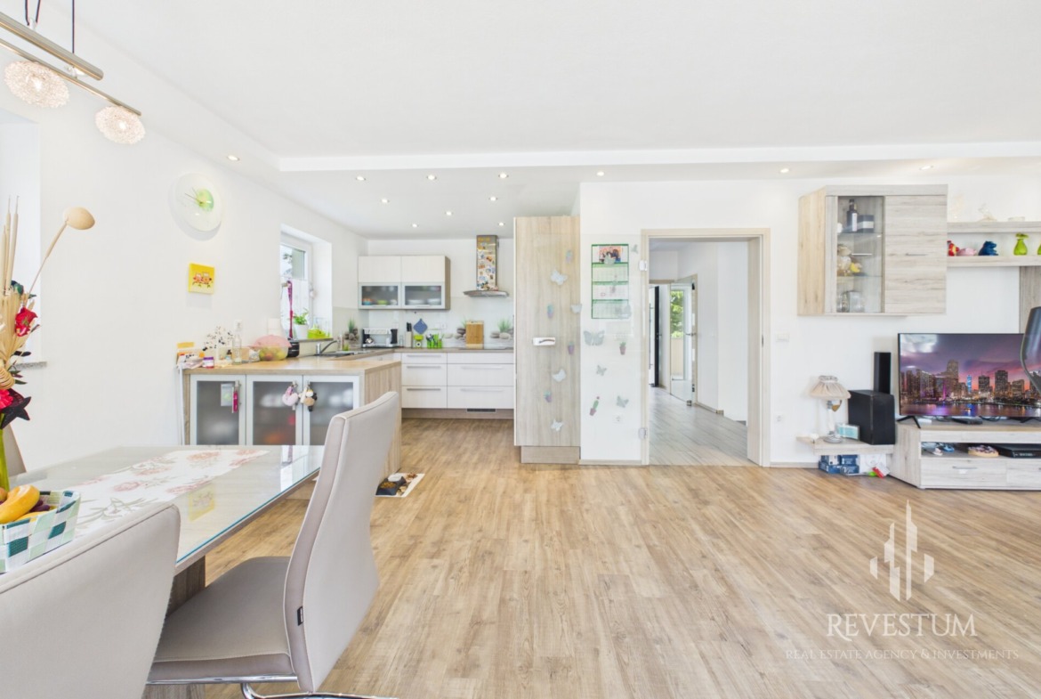 Modern Family Home for Sale in Ljubljana – Šmartno ob Savi