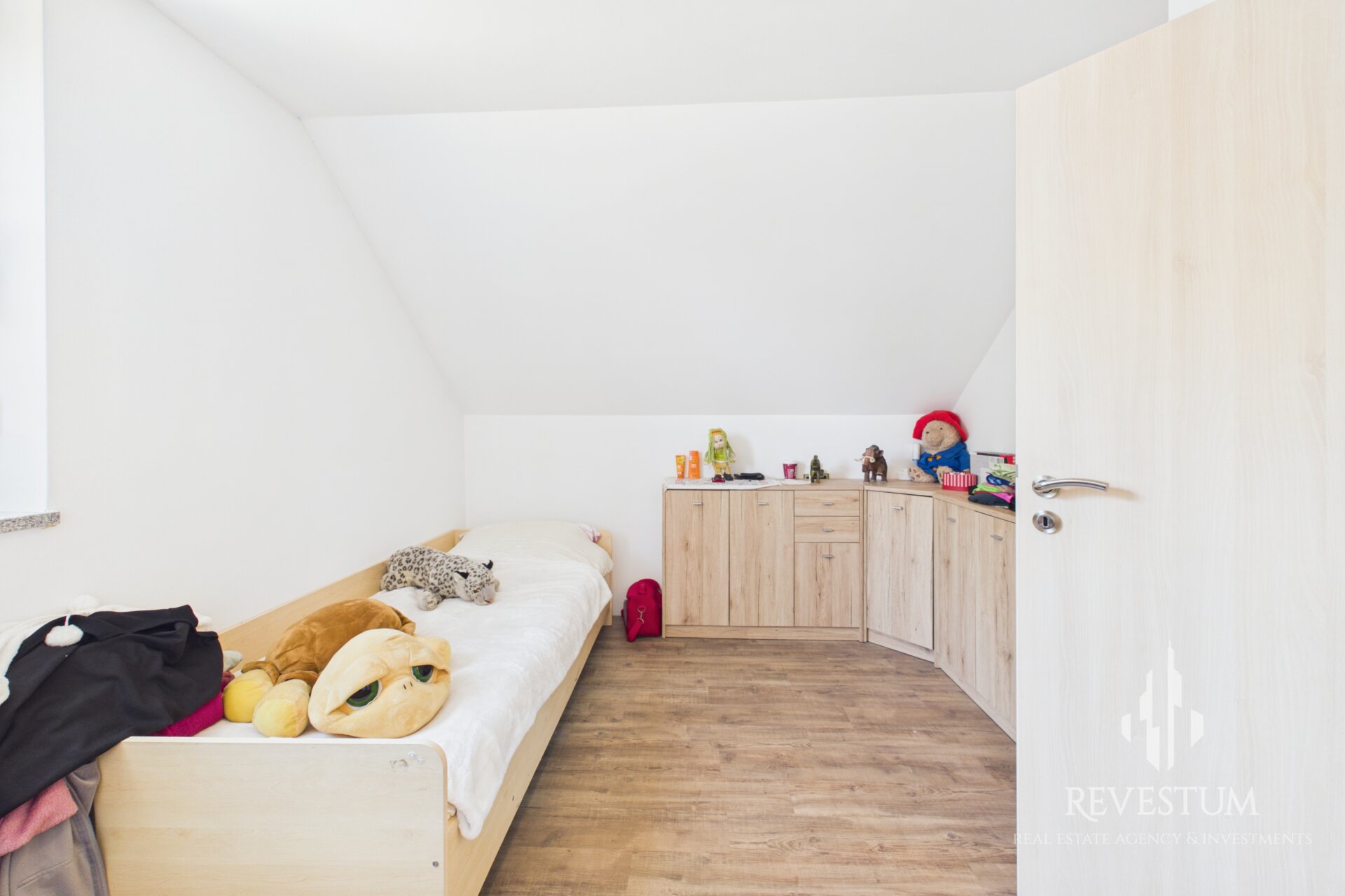 CAM05419G0-PR0067-STILL016 Modern Family Home for Sale in Ljubljana – Šmartno ob Savi